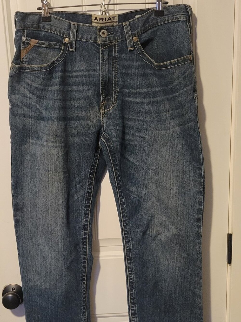 Ariat Relaxed Bootcut M4 Blue Medium Denim Jeans Cotton 5-Pocket Western Men